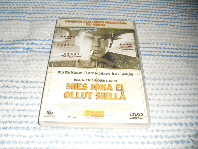 MIES JOKA EI OLLUT SIELLÄ (Billy Bob Thornton)***