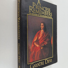 Gayatri Devi : A princess remembers : the memoirs of the ... - pikkukuva 1