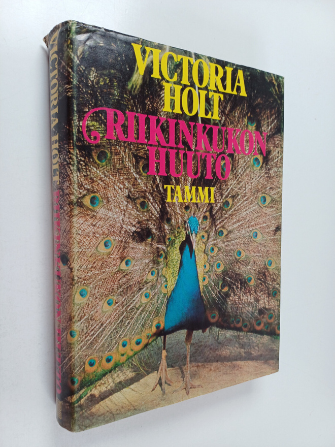 Victoria Holt : Riikinkukon huuto