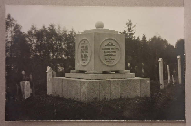 Alajärvi: 1928 Sankaripatsas *** (602)
