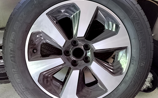 Subaru Forester vanteet 17" kesärenkailla