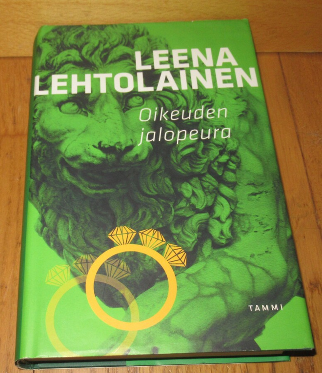 Leena Lehtolainen, Oikeuden jalopeura