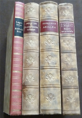Vanhoja kirjoja 4 kpl