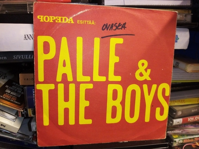 7"single POPEDA :  PALLE & THE BOYS ( SIS POSTIKULU  )