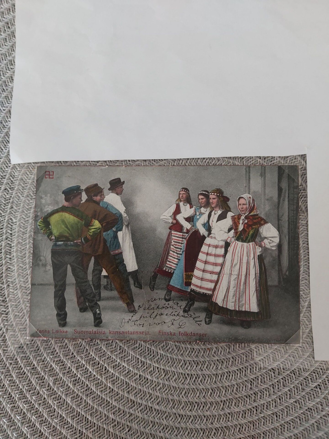 Suomalaisia kansantansseja