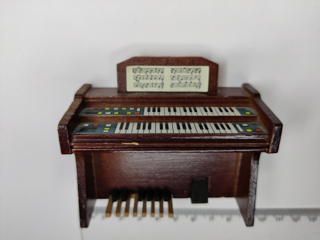 Lundby nukkekodin vintage SOITIN