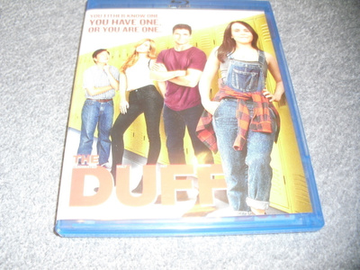 THE DUFF (Mae Whitman) BD***
