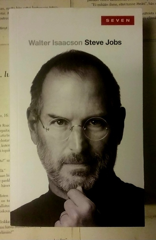 Walter Isaacson - Steve Jobs (pokkari)