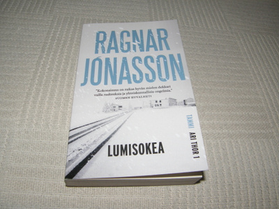 Ragnar Jonasson Lumisokea  -pok