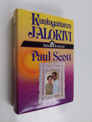 Paul Scott : Kuningattaren jalokivi