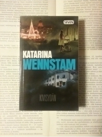 Katarina Wennstam - Kivisydän (pokkari)