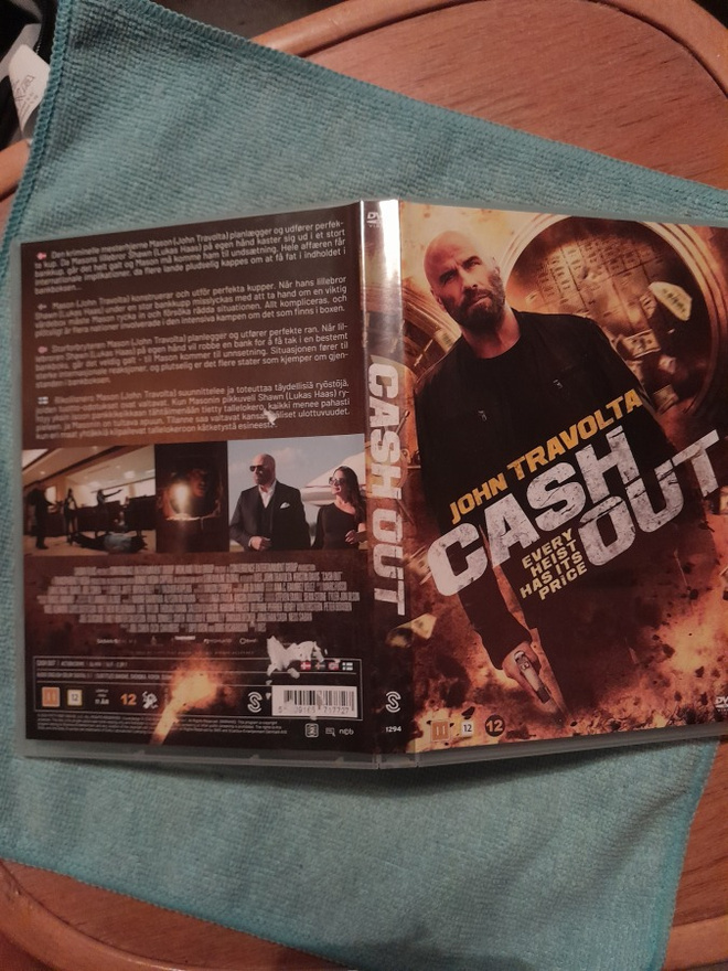Cash out dvd,john travolta