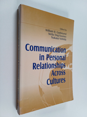William B. Gudykunst : Communication in personal relation...