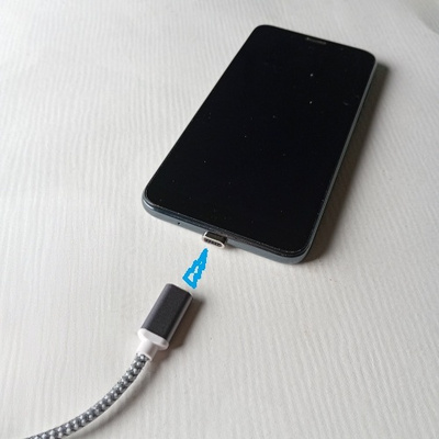 Micro-USB-lataus- ja datakaapeli 2 m