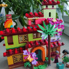 Lego 43202 Disney Princess Madrigalsin talo - pikkukuva 4