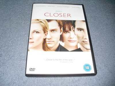 CLOSER - IHOLLA (Natalie Portman)***