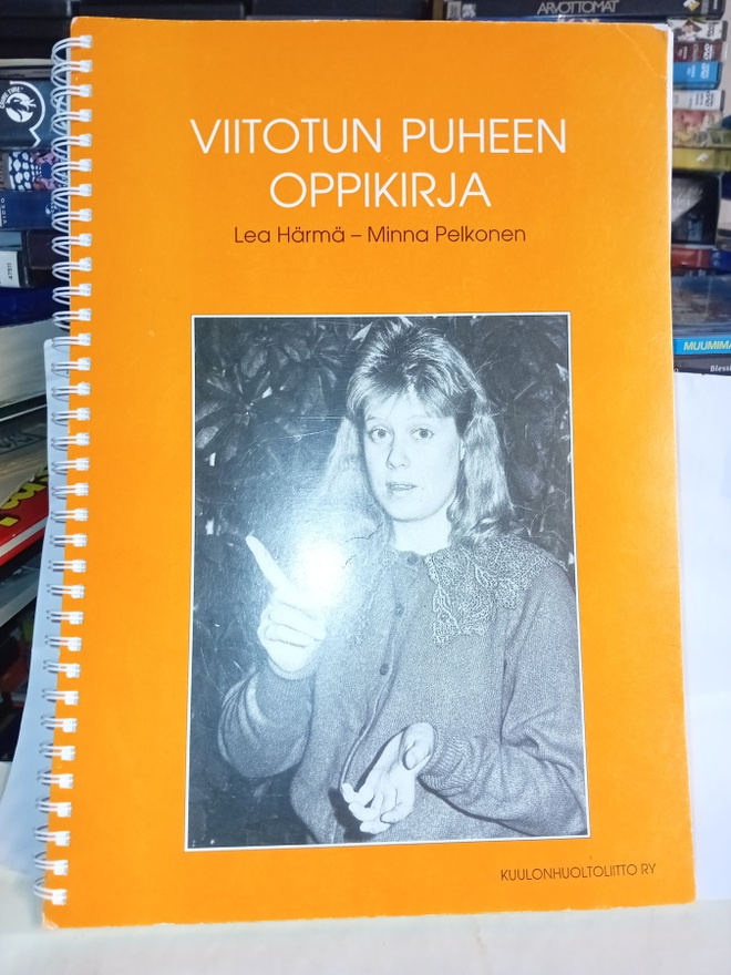 Härmä :  Viitotun puheen oppikirja ( SIS POSTIKULU  )