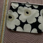 Marimekko puolikas mini unikko kukkaro - pikkukuva 1