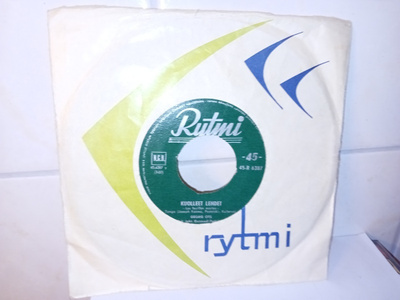7"  single Georg Ots :  Kuolleet lehdet /  Unohtumaton ilta