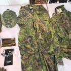 Täydellinen Airsoft-M05-asu kypärineen ja kuulosuojaimineen - pikkukuva 2