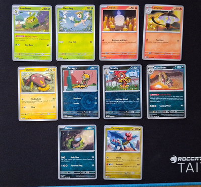 Pokemon kortit 10kpl (#128 White Flare)