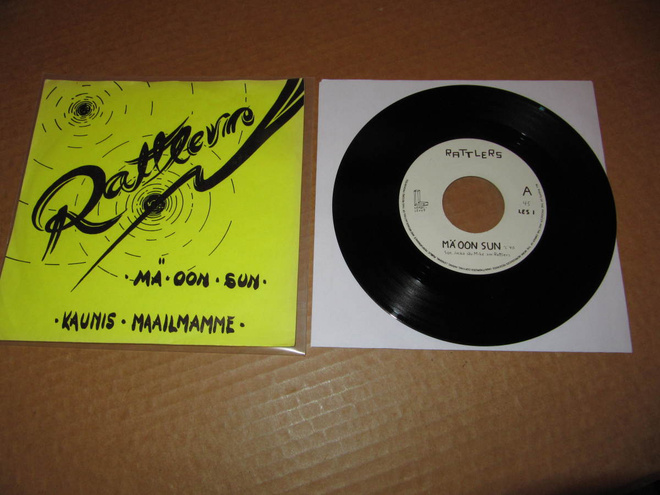 Rattlers 7" Mä Oon Sun/Kaunis Maailmamme,PS v.1980 EX/EX
