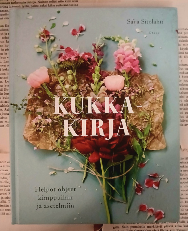 Saija Sitolahti - Kukkakirja (sid.)
