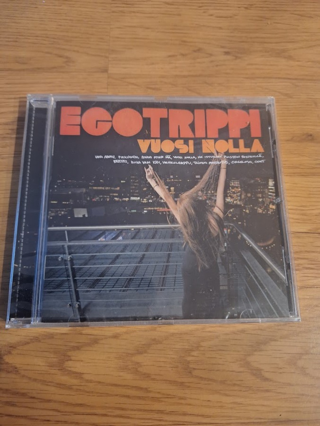 Egotrippi-Vuosi Nolla-MUOVISSA