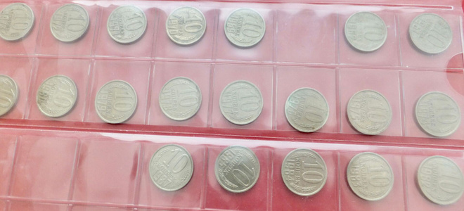 VANHOJA CCCP Kolikoita n 150 kpl Albumissa alk 1939