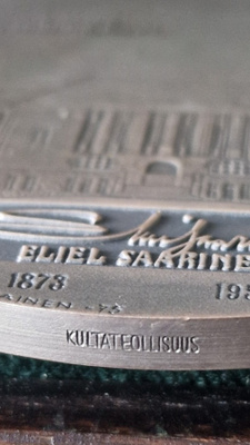 Eliel saarinen, Lahden kaupungintalo, mitali