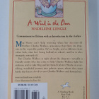 Madeleine L'Engle : A wind in the door - pikkukuva 2
