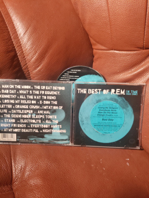 R.E.M.-the best of rem CD.