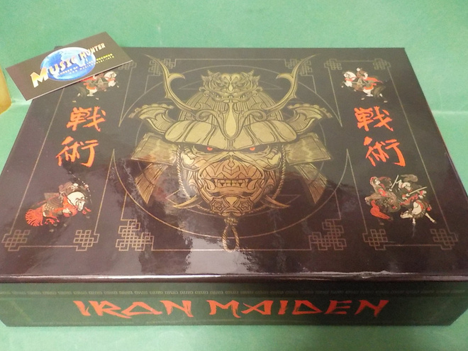 IRON MAIDEN - SENJUTSU UUSI 2CD+BLU-RAY BOX SET (W)