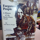 Nell Brown Propst : Forgotten People ( SIGNED ) SIS POSTIKUL - pikkukuva 1