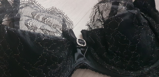 La Senza mustat Pitsiliivit / Rintaliivit push up - koko 80C