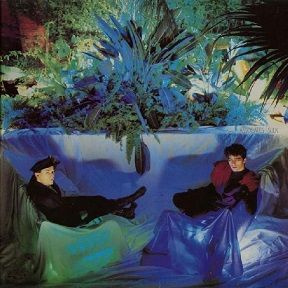 Associates LP Sulk 1982