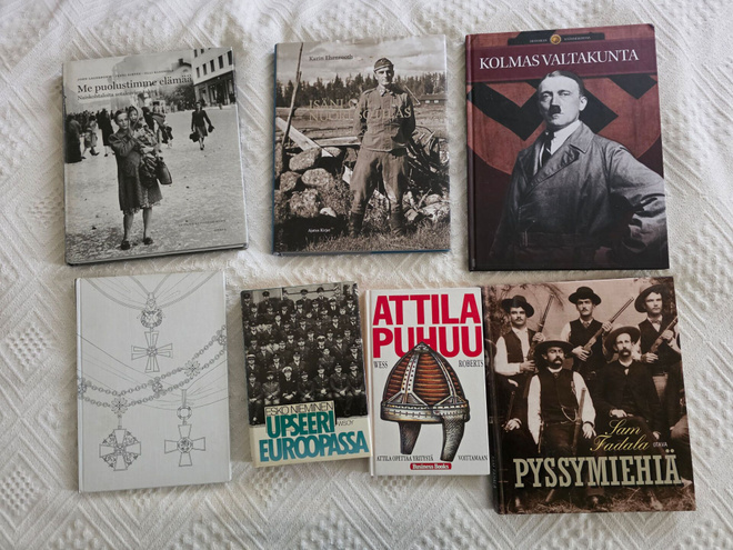 7 KPL SOTILAS/MILITARIA KIRJOJA