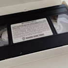 VHS-kasetilla virallinen James Bond –filmi - pikkukuva 3