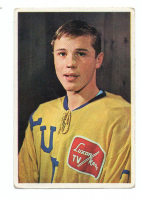 Purkkakuva Hellas Jääkiekko-sarja n:o 32 MIKKO ERHOLM
