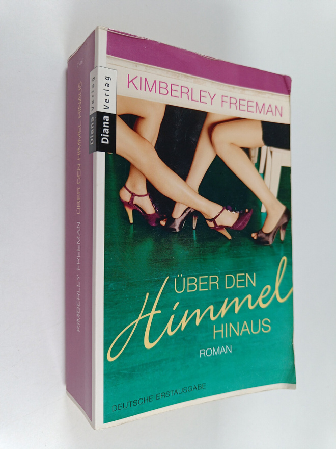 Kim Wilkins ym. : Uber den Himmel hinaus - Roman