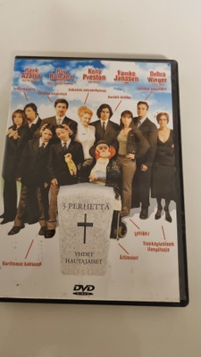 3 perhettä, yhdet hautajaiset DVD