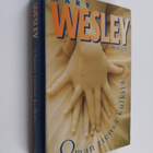 Mary Wesley : Oman tiensä kulkija - pikkukuva 1