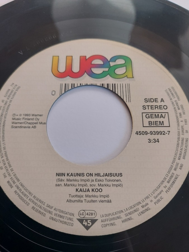 Kaija Koo - Niin Kaunis On Hiljaisuus