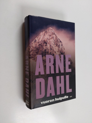 Arne Dahl : Vuoren huipulle