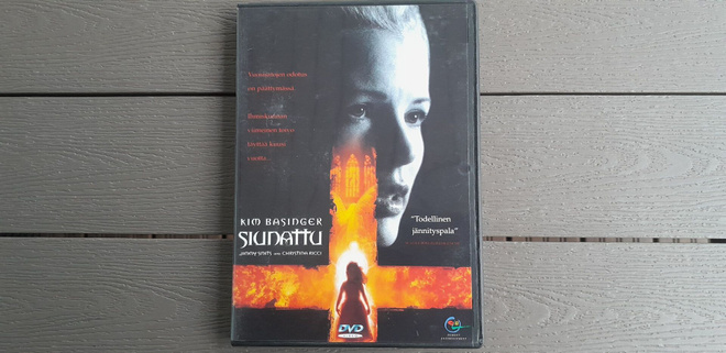 DVD: Siunattu (Kim Basinger, Jimmy Smiths 2000) *Egmont*