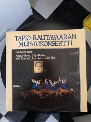 Tapio Rautavaaran Muistokonsertti.(lp-levy)