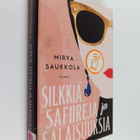 Mirva Saukkola : Silkkiä, safiireja ja salaisuuksia - pikkukuva 1