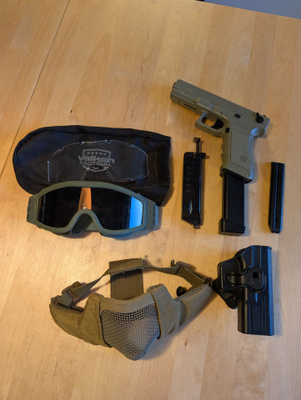Airsoft pistooli + tarvikkeet