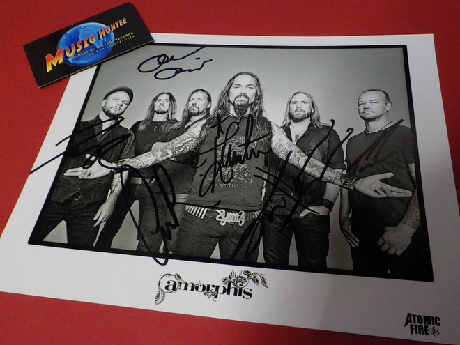 AMORPHIS B/W KUVA KOKO BÄNDIN NIMMAREILLA