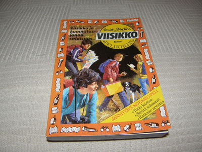 Viisikko pelikirjat Viisikko ja kummitusjunan salaisuus